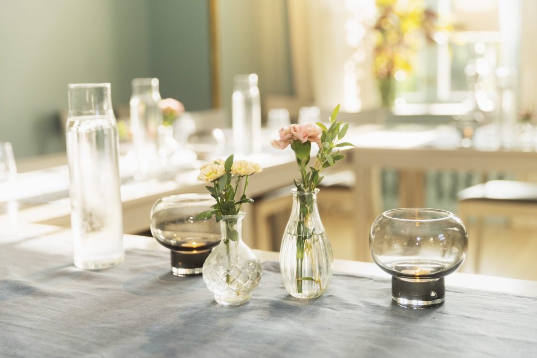 Blommor och bordsdekorationer